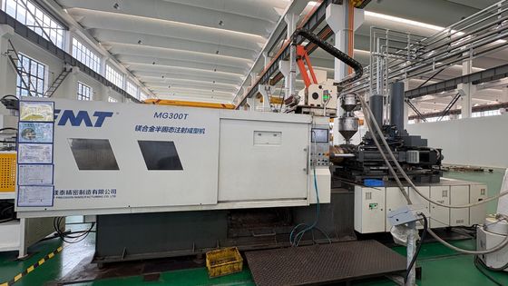 Un bon prix. Machine de thixomoulage en alliage de magnésium MG-300 EMT haute performance pour la production de précision de produits électroniques automobiles et aérospatiaux en ligne