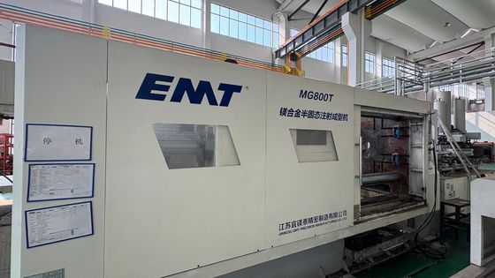 Un bon prix. Machine de coulée sous pression de 8000 kN pour les composants automobiles et aérospatiaux en ligne