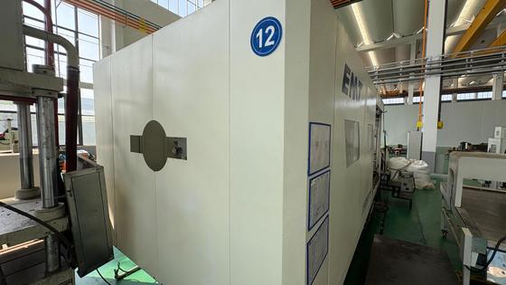 Un bon prix. EMT MG-800 8000kN Machine de coulée sous pression en alliage de magnésium pour pièces automobiles en ligne