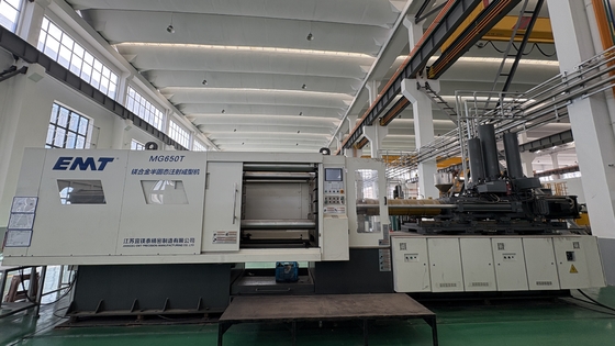 Un bon prix. Machine de moulage à la matrice MG-650T pour l'industrie du moulage à la matrice en alliage de magnésium en ligne