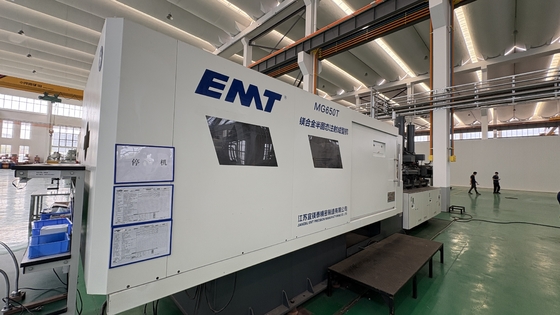 Un bon prix. 6500kN Machine de coulée à mousse semi-solide pour la fabrication d'alliages de magnésium à haut rendement en ligne